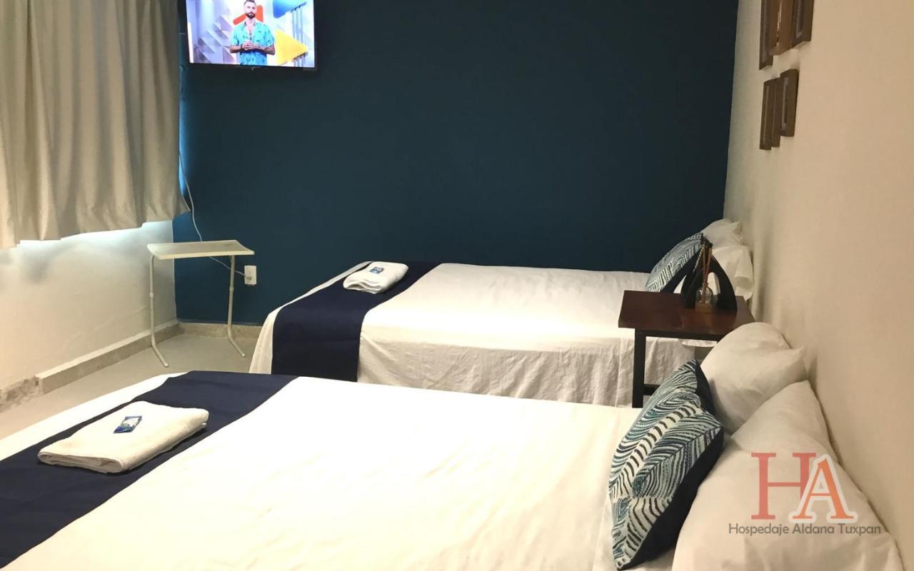 Hospedaje Aldana - Habitacion L E R D O En Zona Centro Tuxpan  Екстериор снимка